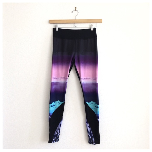 Express Pants - Express Core Black Print Workout Running Leggings